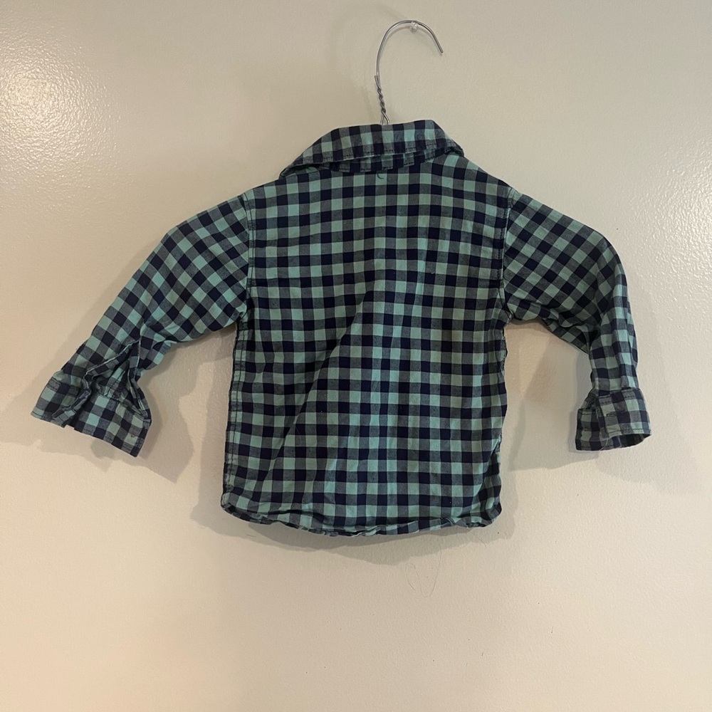 Button up flannel - Picture 3 of 3